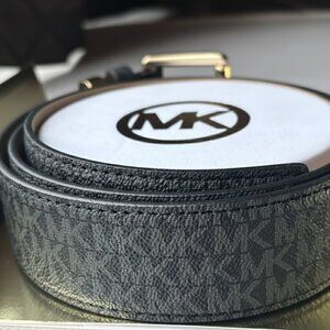 Michael Kors Women's Signature Logo Buckle Belt, Black/Gold-Tone, NIB S-M